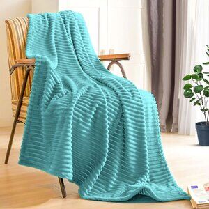 SOGA Sky Blue Throw Blanket – Soft Cozy Blanket for Bed, Sofa & Couch